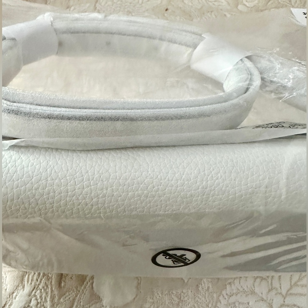 Michael Kors Pebbled Leather Convertible Crossbody Bag -NWT Factory sealed - Picture 7 of 9